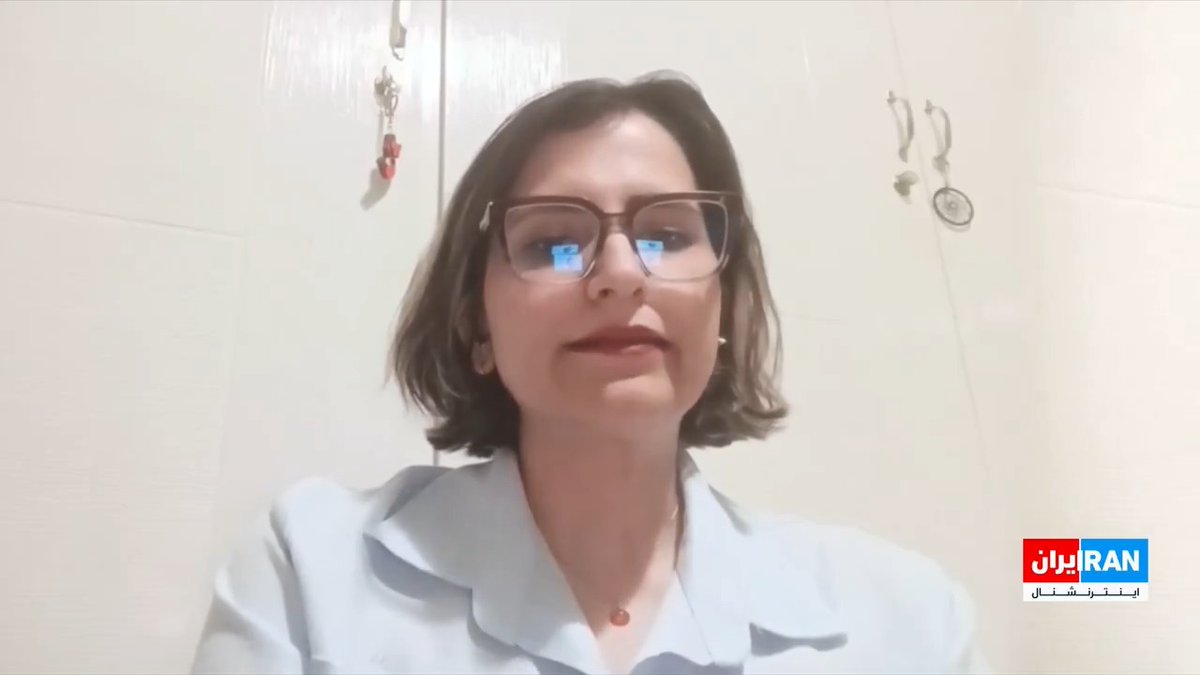 مطهره گونهای، فعال دانشجویی و دبیر سیاسی پیشین انجمن اسلامی دانشجویان دانشگاه تهران، به #تیتراول گفت بدنه دانشگاه بر سر خواست سرنگونی جمهوری اسلامی به اجماع رسیده است. از او درباره شعارهای پهلویخواهانه در دانشگاه هم پرسیدم Motahare Goonei
