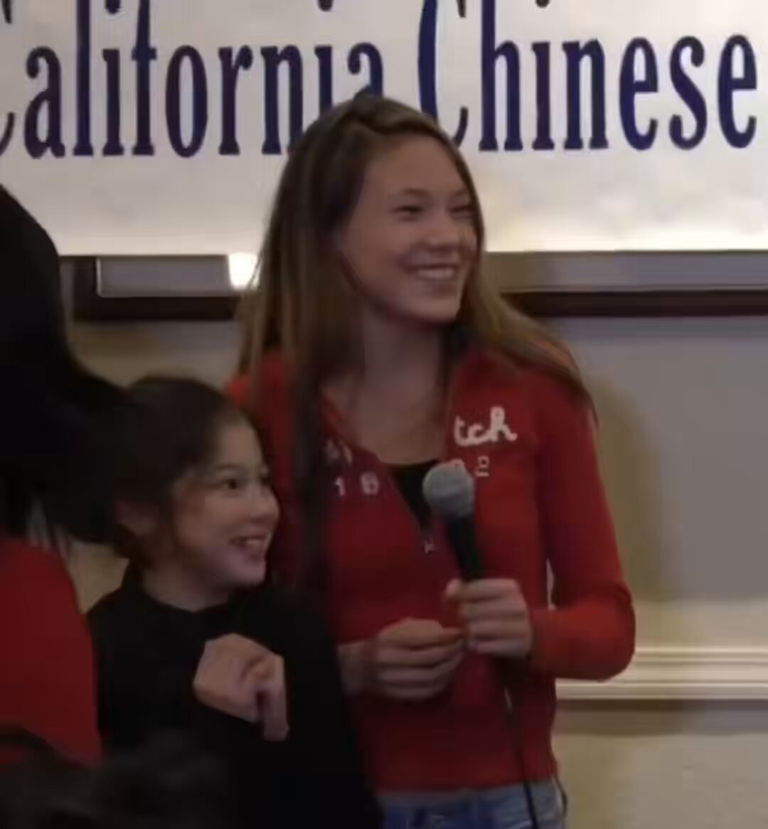 People have been cynically trying to pit Alysa Liu and Eileen Gu against each other. They actually knew each other growing up. Here they are together as kids: