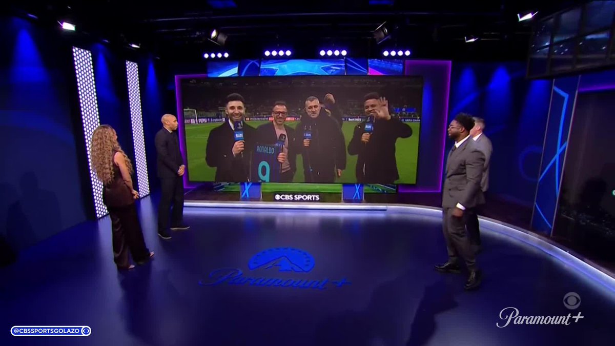 "We can do five minutes." Ronaldo and Christian Vieri still have a few minutes in them 😂