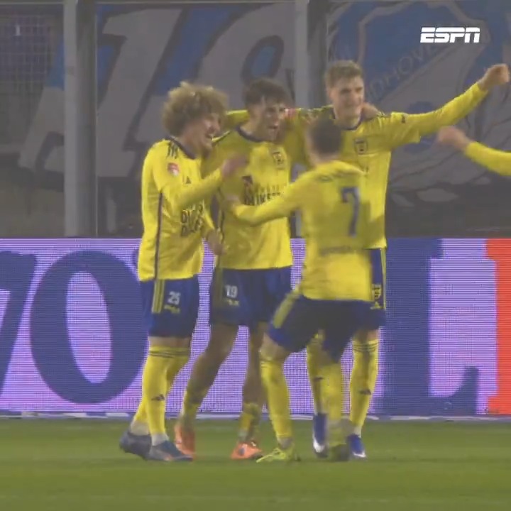 Iwan Henstra pegelt Cambuur naar de overwinning ☄️ #camein
