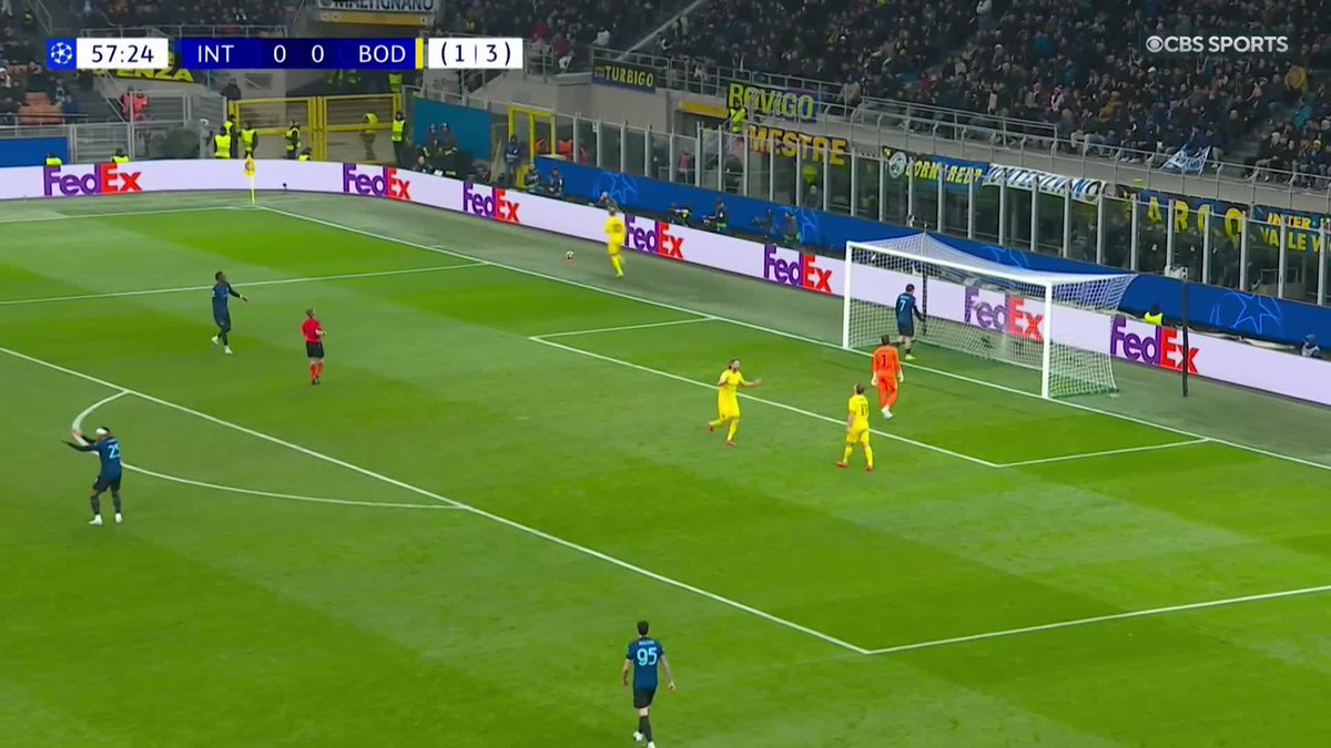 BODØ/GLIMT STUN THE SAN SIRO 💥 Former AC Milan striker Jens Petter Hauge cashes in on a gift of a mistake from Manuel Akanji to put the Norwegian side in total control 😨