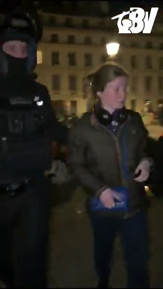 🔴 Interpellation lors du rassemblement des Veilleurs : le point de Jean Bexon depuis la place du Palais Bourbon.