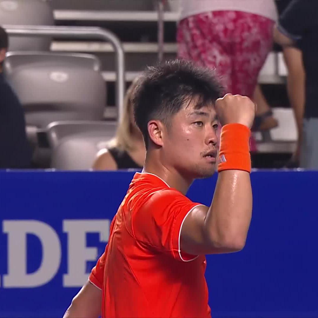 History made 👌 Wu Yibing defeats second-seeded Ruud 7-6 7-6 and becomes the first Chinese player to win a main draw match in Acapulco! #AMT2026