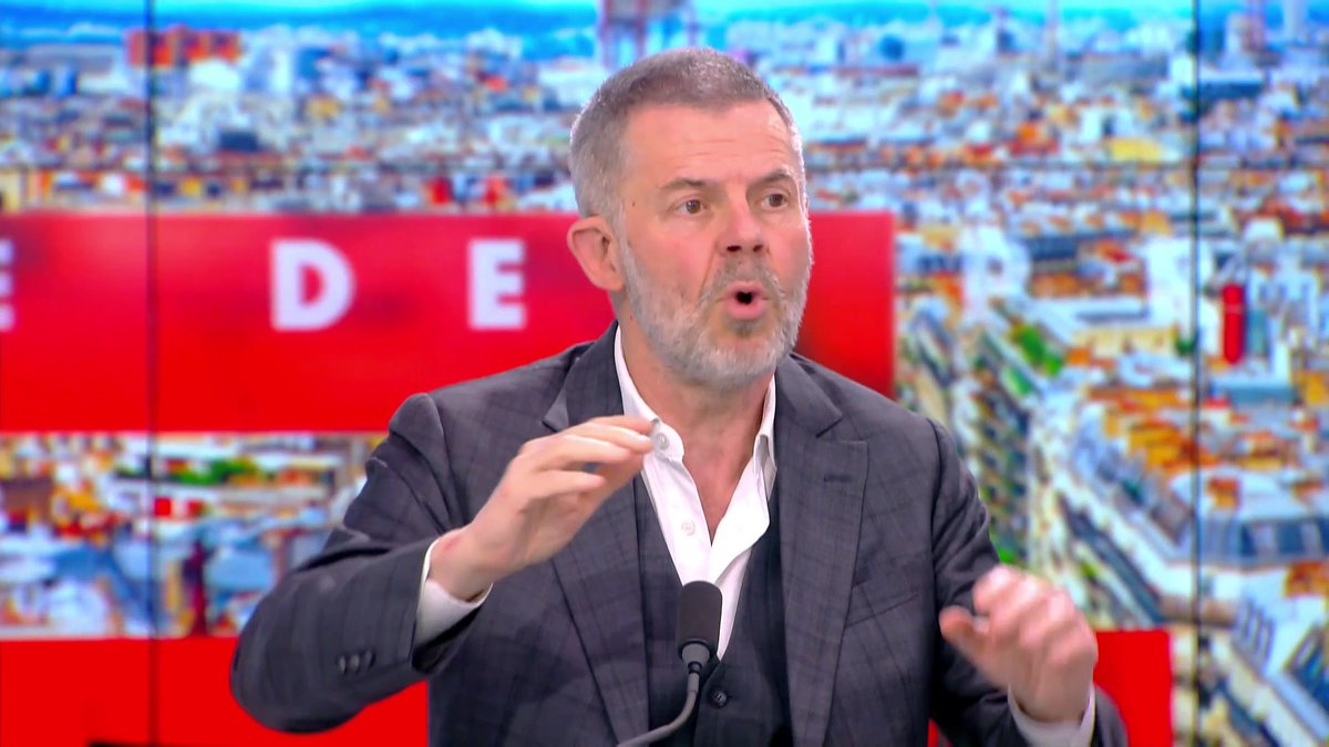 « Imaginez qu’à la place d’ultra-gauche, ça ait été un groupe d’ultra-droite, avec les mêmes faits. Vous pensez vraiment que le traitement aurait été le même ? », interroge Eric Naulleau Eric Naulleau #HDPros Pascal Praud #Europe1