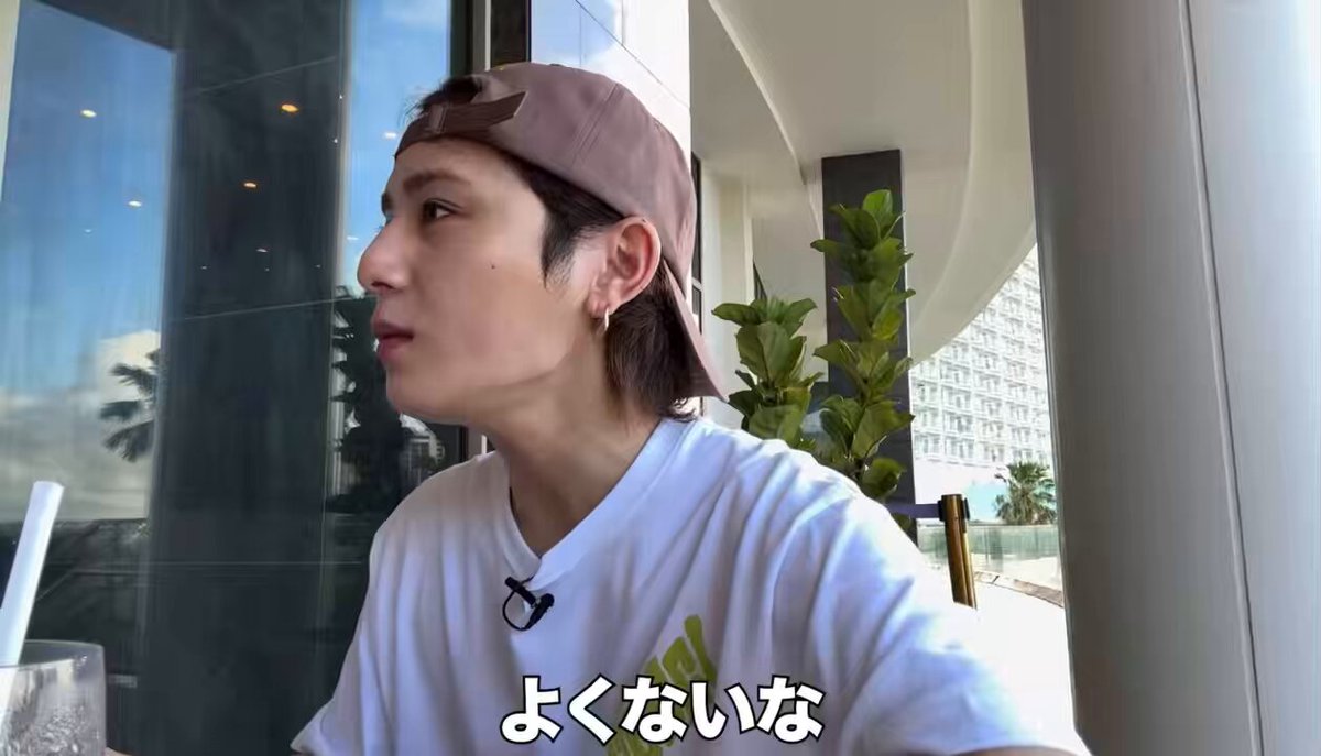 遅刻しちゃった風磨に優しく叱るだけじゃなくて、「俺はいいけどニノさん待たせるのは違うよな」って言える山田涼介さん…礼儀も上下関係もちゃんと大事にしてて本当に人として出来すぎている…(泣)(泣) #よにのちゃんねる