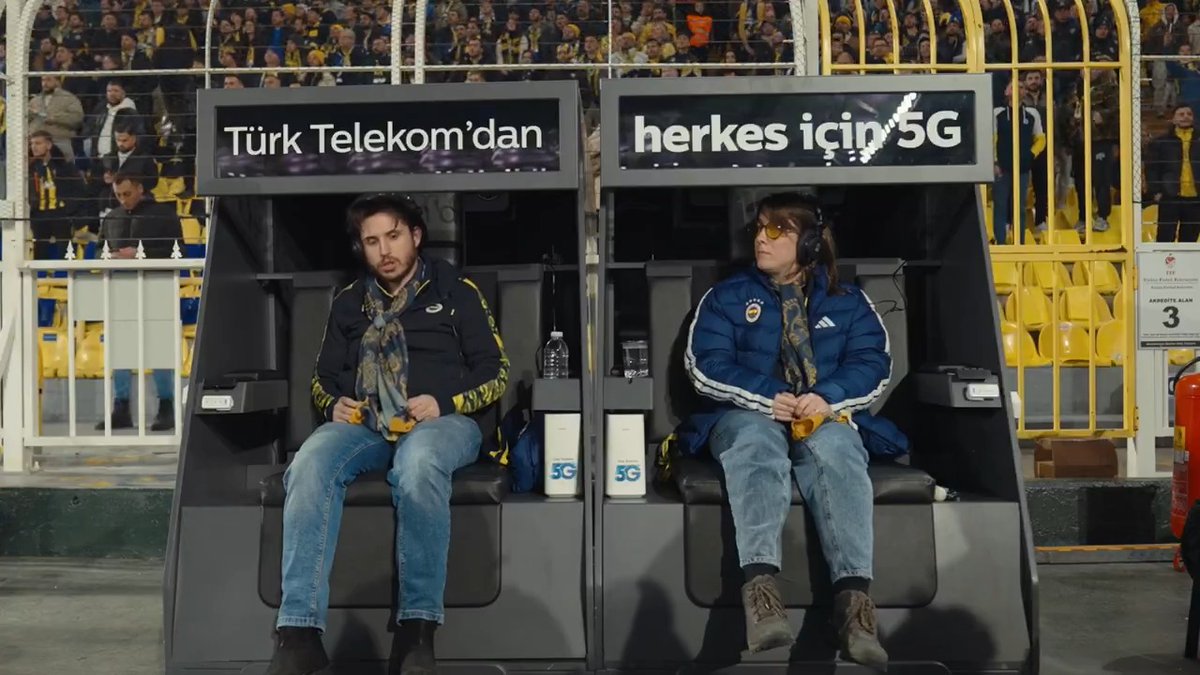 Teknoloji iyilik ve faydaya dönüştü, Türk Telekom’un #Herkesiçin5G anlayışıyla tribünde engeller kalktı! Görme engelli taraftarlarımız dünyada bir ilk olarak stadımızda hayata geçirilen 5G Dokunsal Robot teknolojisiyle benzersiz bir maç deneyimi yaşadı.