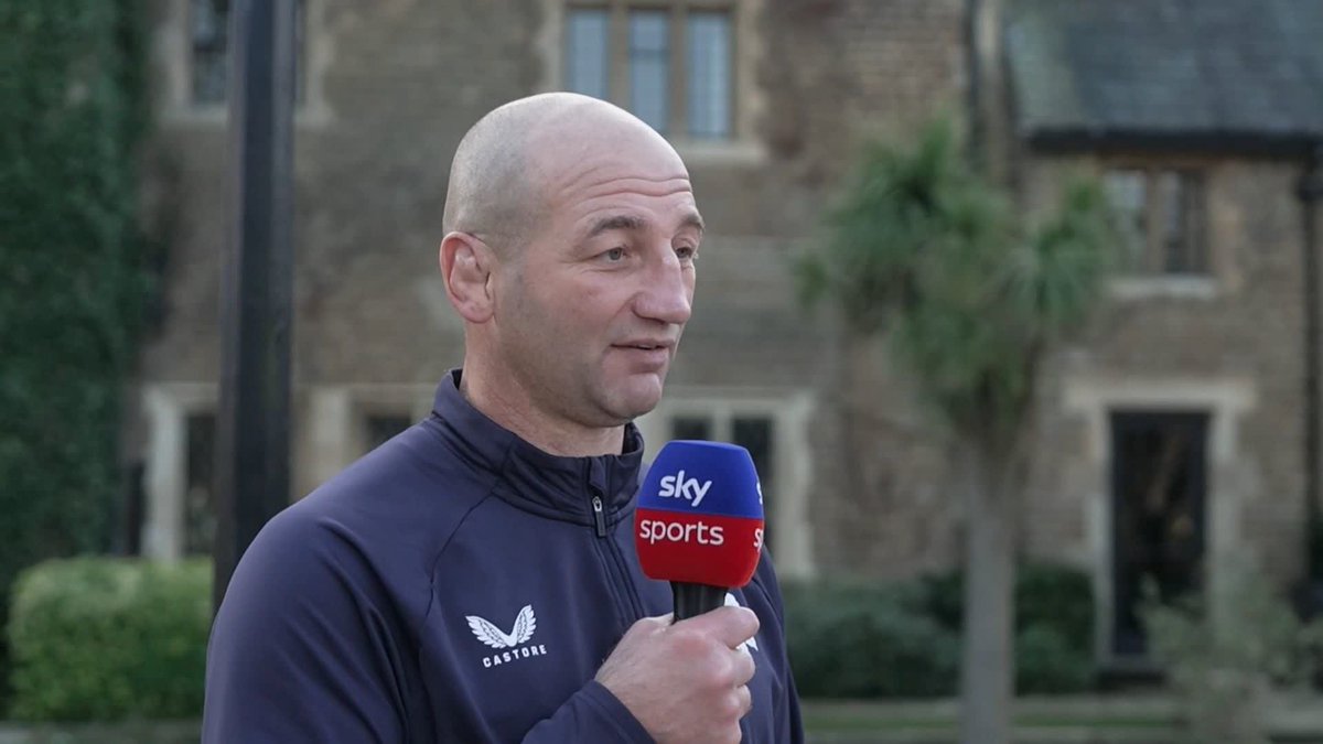 Steve Borthwick says that England scrum-half Alex Mitchell will be out for the rest of the Six Nations after sustaining a hamstring injury 🏉