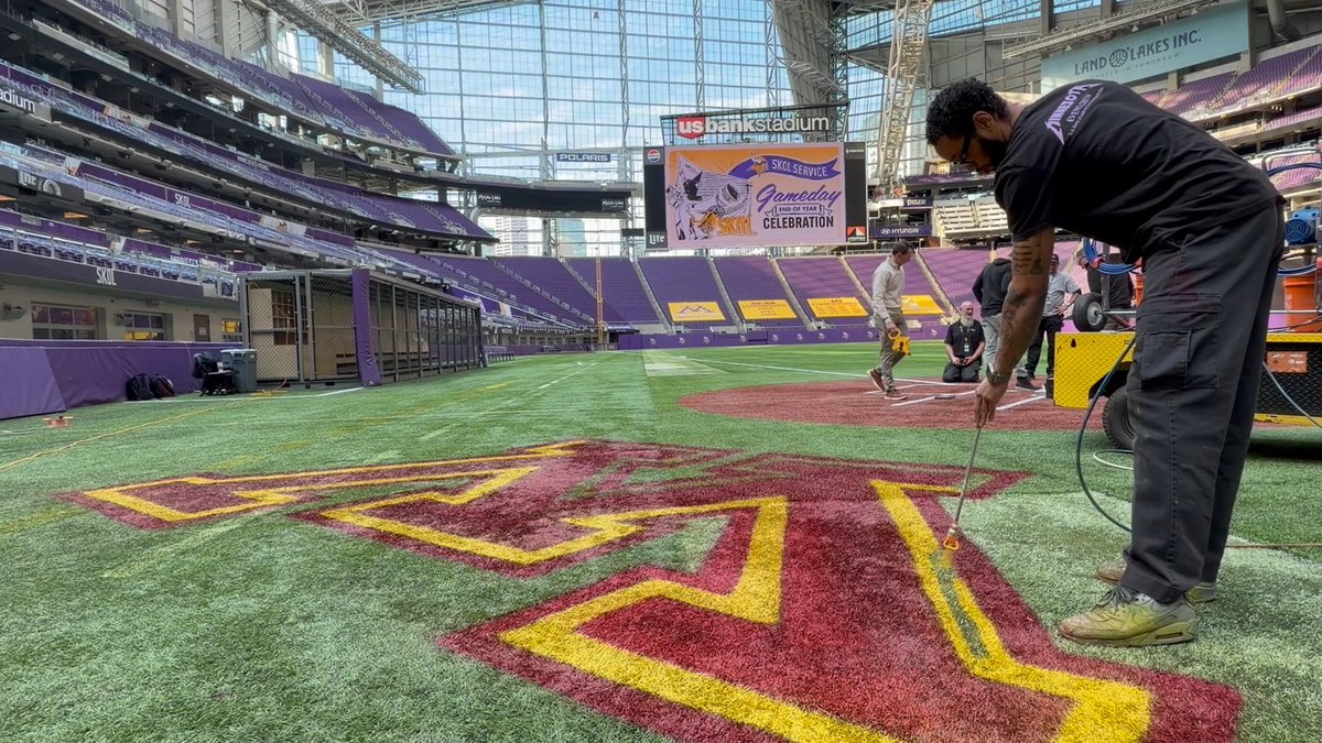 Gopher baseball begins their stretch of home games at U.S. Bank Stadium tonight! ⚾️