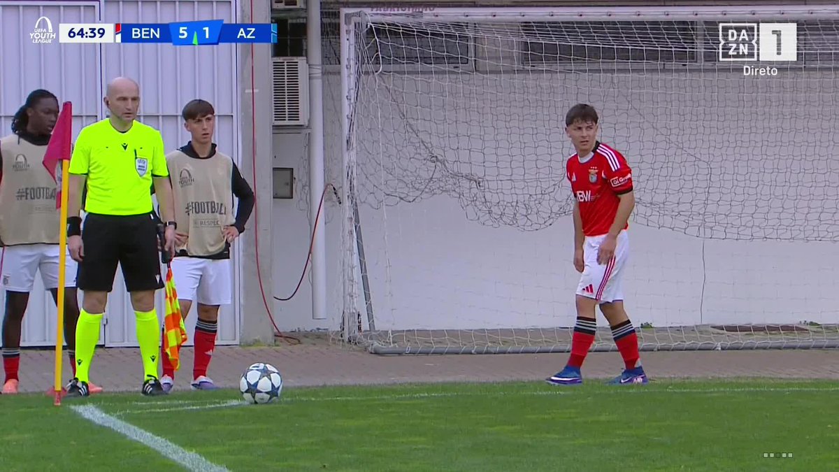 Benfica goleou o AZ e está nos quartos de final da Youth League! 🦅