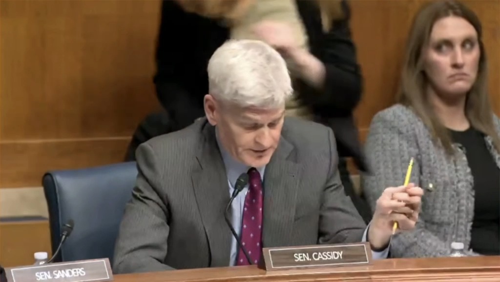 Cassidy: Would you encourage other mothers to have their children vaccinated against measles? Means: *avoids question*