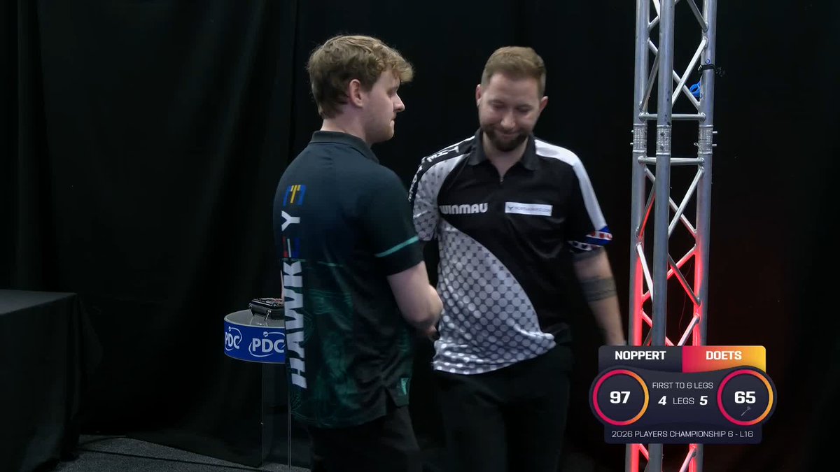 DOETS DENIES NOPPERT! 🇳🇱 Kevin Doets wins his all-Dutch affair against Danny Noppert to set up a quarter-final clash against Gerwyn Price in Leicester! 👀 📺 #PC6