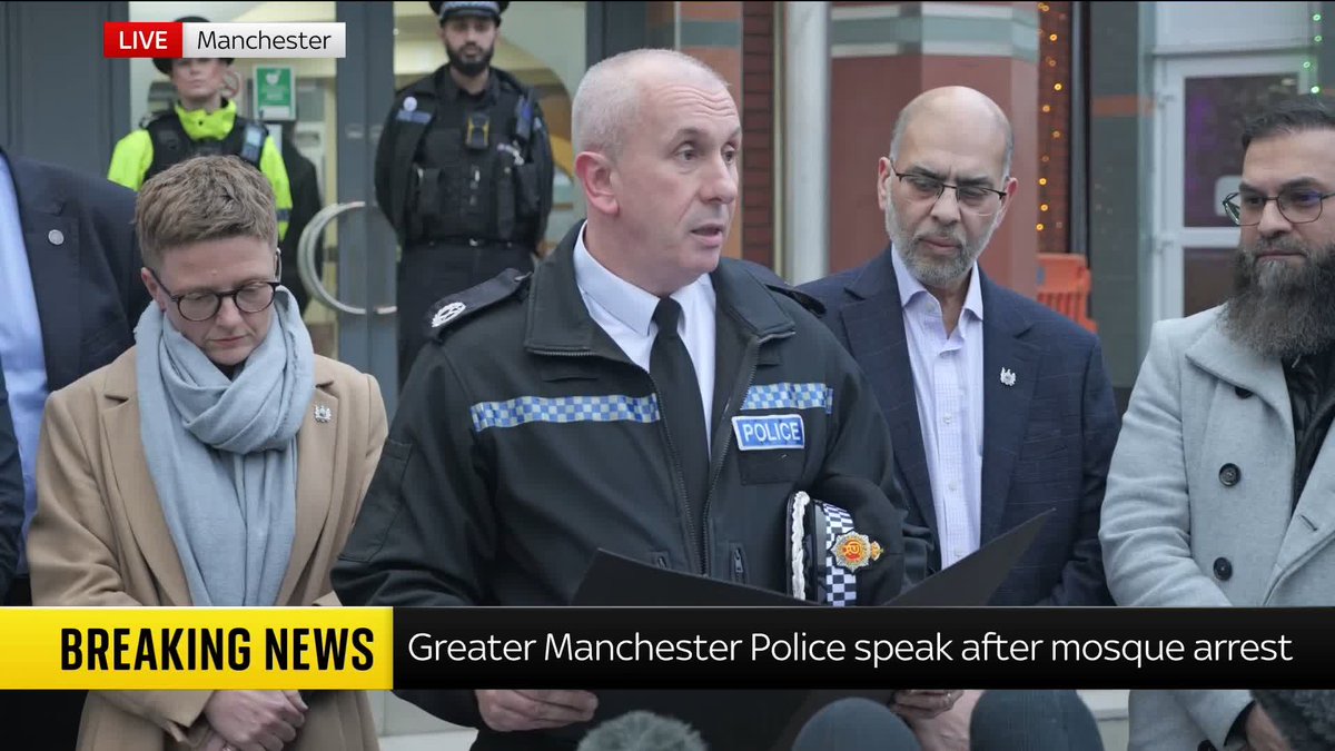 Assistant Chief Constable John Webster says a man who was arrested at a Manchester mosque with an axe in a bag remains in custody. He adds that counter terrorism officers are involved but the case "has not been declared a terrorist incident". Latest ➡️