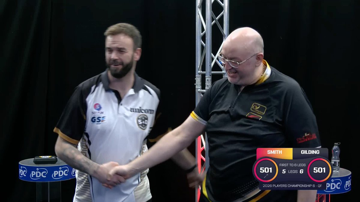 GLORIOUS FROM GOLDFINGER 👍 Andrew Gilding takes out a huge 104 checkout with Ross Smith sitting on 36 to win the last-leg decider and squeeze through to the semi-finals in Leicester! 📺 #PC6