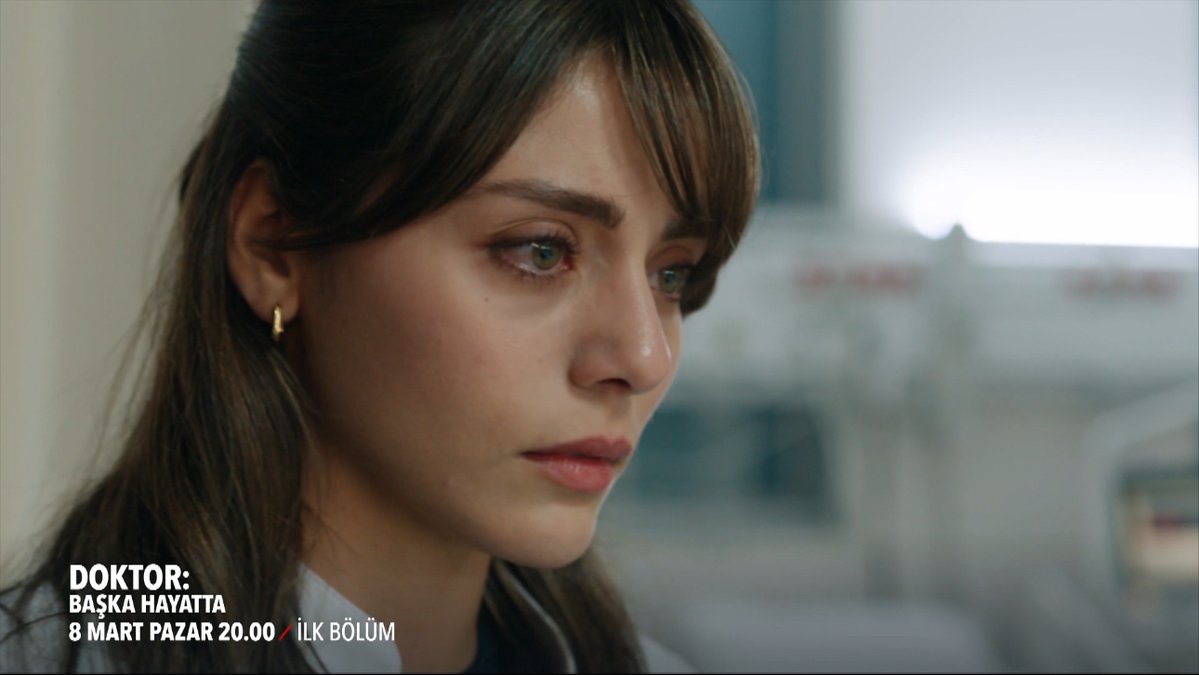 Unutmak istemediğimiz her şeyde bir “Beni Hatırla” saklı. 🩵 #DoktorBaşkaHayatta ilk bölümüyle 8 Mart Pazar 20.00’de NOW’da. NOW