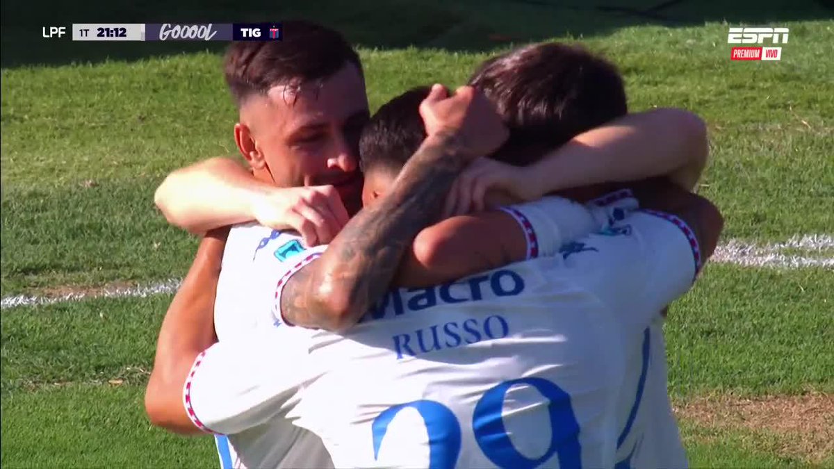 🇦🇷😮‍💨 Jabes Saralegui apiló defensores y Nacho Russo metió una definición top. GOLAZO de Tigre a Barracas.