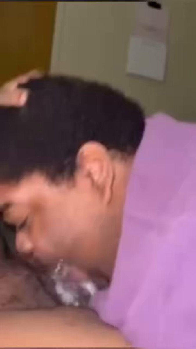 I Call Him “Jarrell Da🐳Whale” Cause He Just Inhale😮‍💨 The Whole Dick🍆 Like It’s His🐟🐠Meal. This Ain’t “Pretty💅🏽Head” It’s 🙇🏿‍♂️Deep, Sloppy🤤 & Noisy🗣️ If You “LOVE🫶🏿THROAT” & You In Or Visiting #Nashville #Tennessee Hit 🆙 throat Monster & Use His Throat‼️😈 #nashvillemeetups #DLNashville