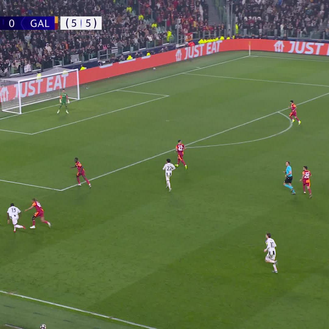 Das MUSS das 4:0 für Juve sein! Die Verlängerung zwischen Juve und Gala jetzt live auf DAZN #DAZNmoment #UCL