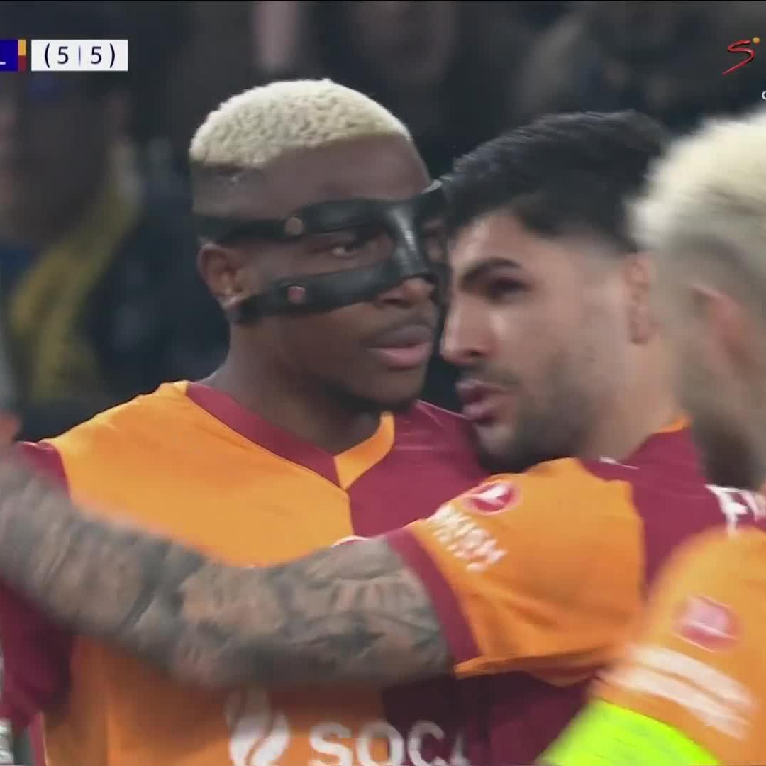 The Super Eagles' finest 🤩🇳🇬 Victor Osimhen puts is away to give Galatasaray a crucial lead 💫 📺 Stream #UCL on DStv: