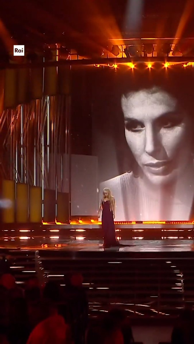 Un’artista senza fine: Ornella Vanoni. 💫 L’omaggio della nipote Camilla Ardenzi a #Sanremo2026. Le esibizioni integrali, lo show dell’Ariston e gli extra sono su RaiPlay: