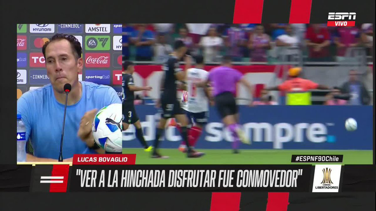 "NO ESTÁBAMOS SOLOS, HABÍAN MÁS DE MIL ALMAS QUE CORRIERON A LA PAR DE LOS JUGADORES" Un emocionado Lucas Bovaglio habló sobre la hinchada celeste que acompañó a O'Higgins en la histórica clasificación en Brasil. Mira #ESPNF90Chile en el Plan Premium de #DisneyPlus.