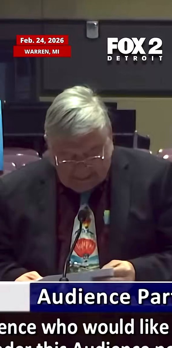 Retired professor says he’s ordered a gun to sh**t President Trump. He said this Tuesday during a Warren City Council meeting in Michigan. He says he’s not kidding. Arrest and prosecute this maniac immediately. (fox2detroitwjbk on TT)