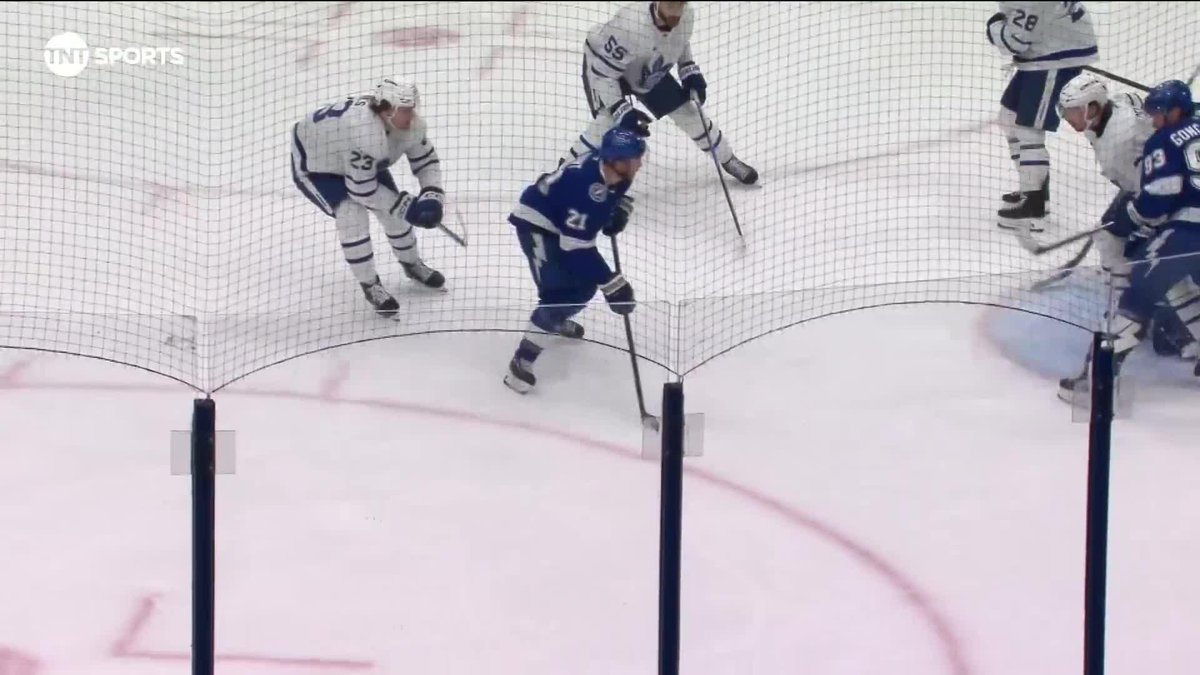 Brayden Point who opted not to go to the Olympics because he was not 100%, scores in his first game back from the Olympic break 🚨⚡