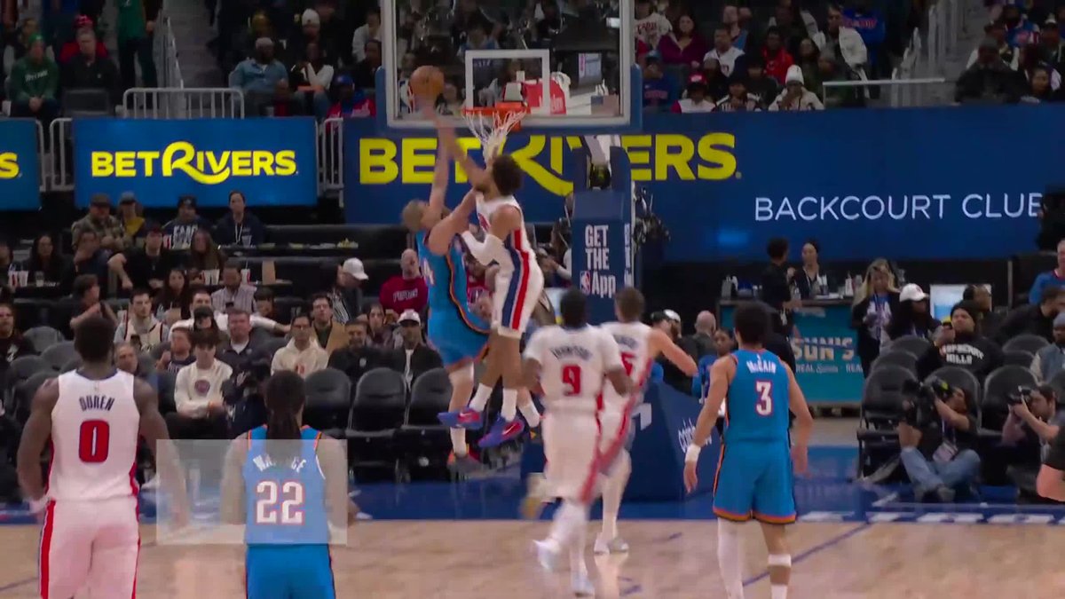 Cade Cunningham blocks Nikola Topic and stares him down 👀