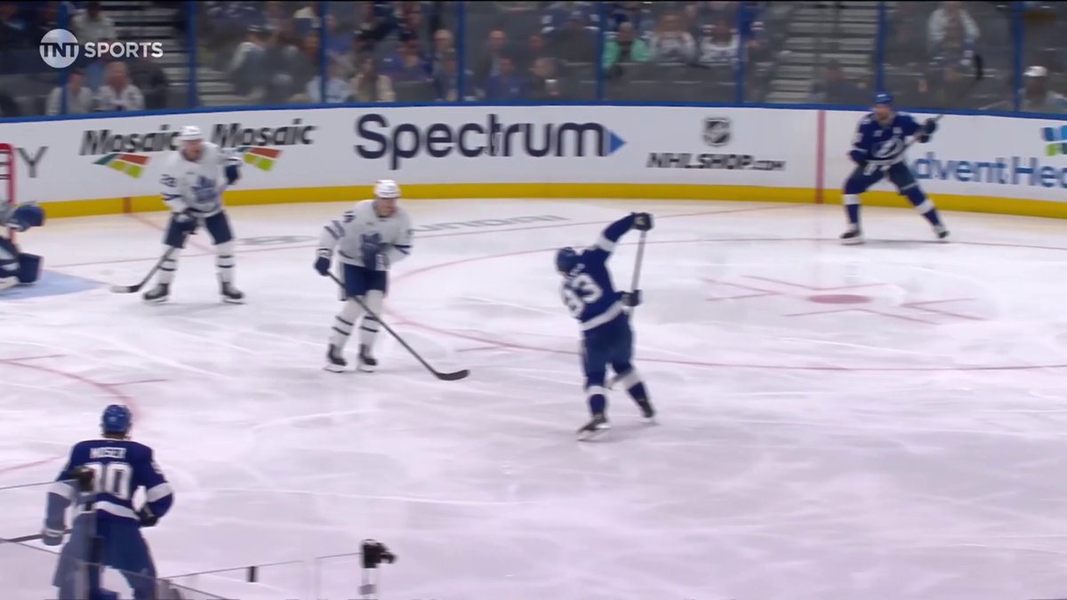 The Tampa Bay Lightning only score pretty goals... Wow. 😍 🇺🇸: NHLonTNT &amp; hbo max fka ➡️ 🇨🇦: Sportsnet or stream on Sportsnet+ ➡️