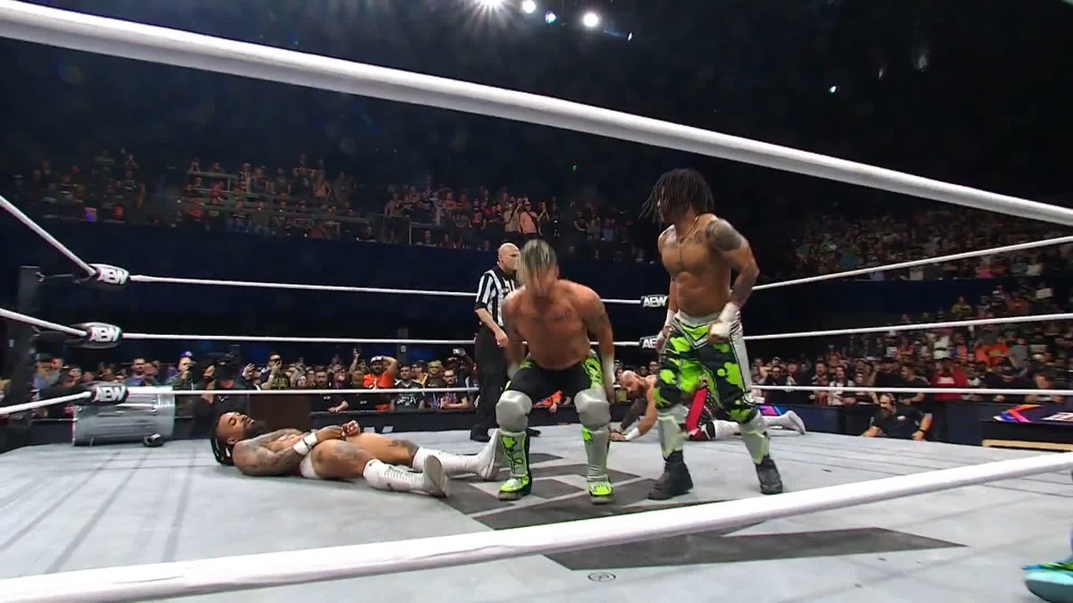 The madness comes to a close with The Rascalz, @YoungBucks + @Boy_Myth_Legend victorious! Watch the #AEWDynamite replay RIGHT NOW on @SportsOnMAX!