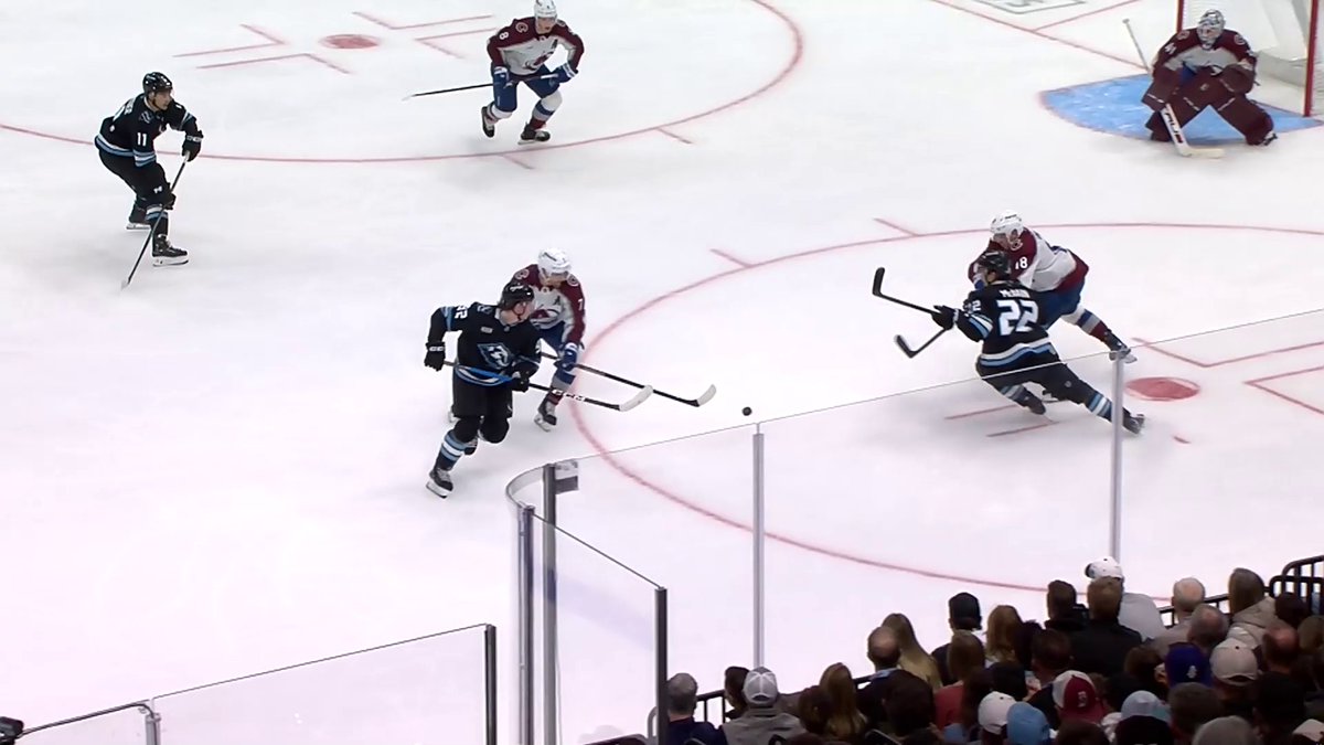 Dylan Guenther's shot is so elite 🎯 Just check out these two goals he scored in the second period.