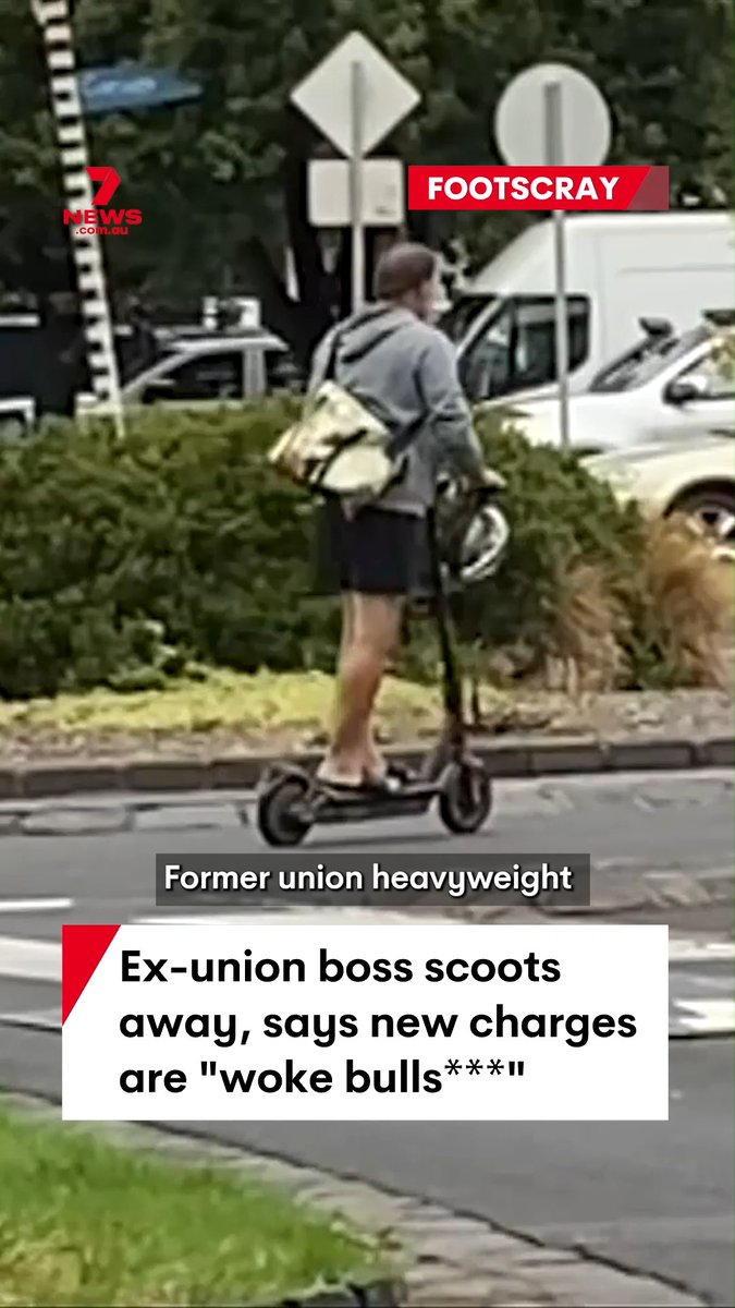 Former union heavyweight John Setka has scooted away from news cameras, as he faces fresh charges over harassing a CFMEU staffer. The 61-year-old told the Herald Sun the new charges are just "woke bulls***". #scooter #CMFEU #court #johnsetka #melbourne