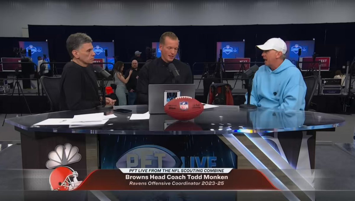#Browns HC Todd Monken believes that hook-and-ladder plays will become a bigger part of NFL offenses, thanks to #Bears HC Ben Johnson [🎥: ProFootballTalk]