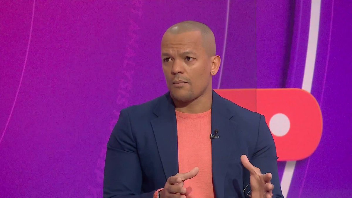 "We should get back to the Ballon d'Or being about to best player" Rob Earnshaw on if Declan Rice is a Ballon d'Or contender 💭