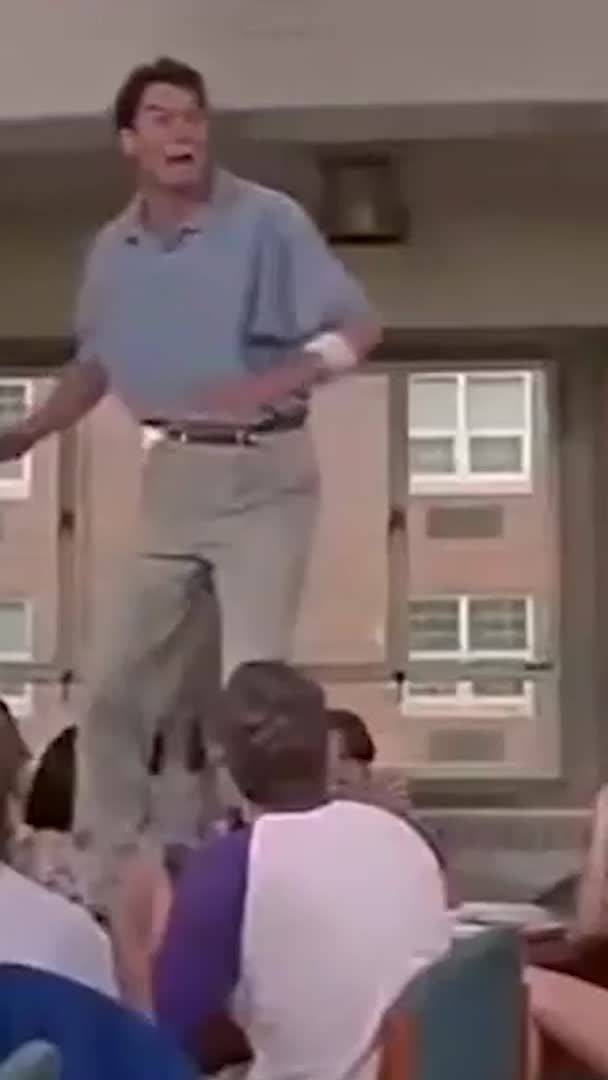 Jerry O’Connell recreates iconic ‘Scream 2’ lunchroom scene on live TV #scream2 #tvbloopers