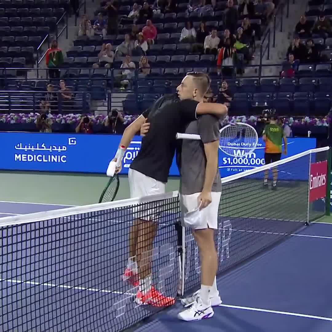 Cold 🥶 Griekspoor survives a comeback from Mensik to take the match 6-3 3-6 6-2! #DDFTennis