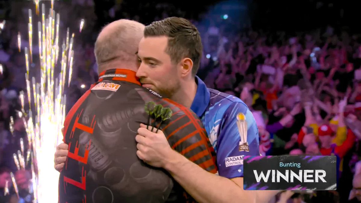 BUNTING BETTERS HUMPHRIES! Stephen Bunting gets his first 2026 Premier League win in the bag with a stunning display, downing Luke Humphries 6-4 in a fantastic match! 📺 #PLDarts | QF2