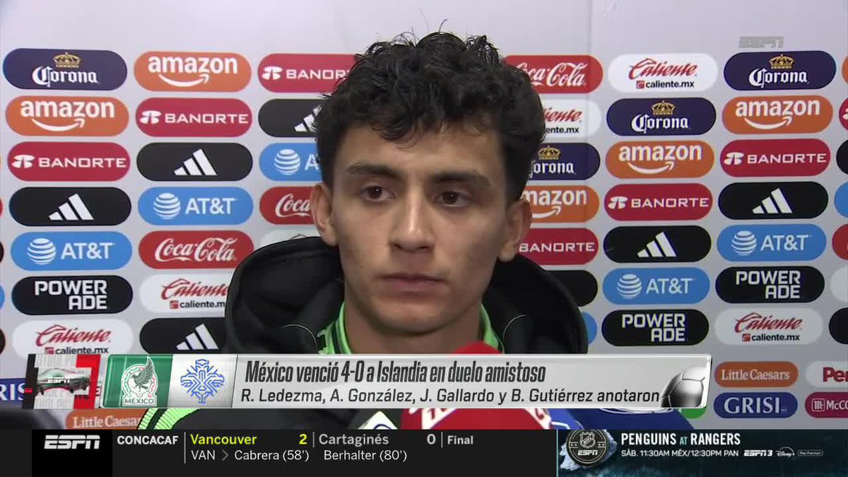 No puedes amar tanto a un jugador* El jugador: