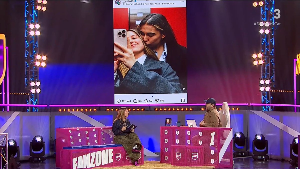 🔵🔴 "Cata Coll i Clàudia Pina no estan juntes, no tenen una història d'amor" Cèlia Mayoral, l'experta en xarxes socials del "Fanzone" #Fanzone3Cat ▶