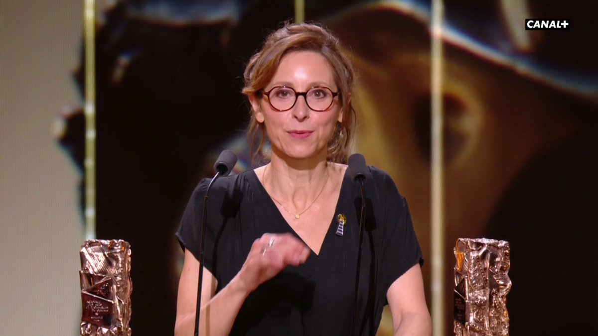 "J'ai l'impression que tout le monde en a eu un peu." Carine Tardieu, César du meilleur film pour L'Attachement, heureuse du partage des prix ce soir.