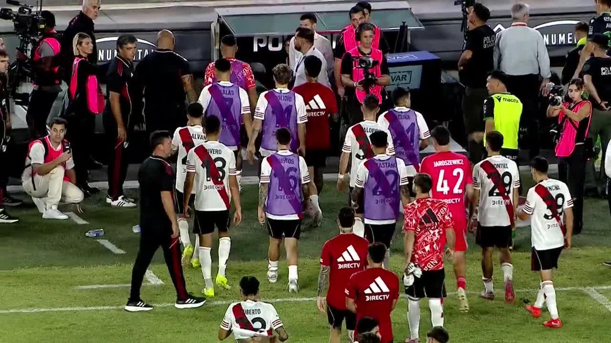 ⚠️⛔️ Los SILBIDOS para los jugadores de River a pesar de GANAR EL PARTIDO vs Banfield.