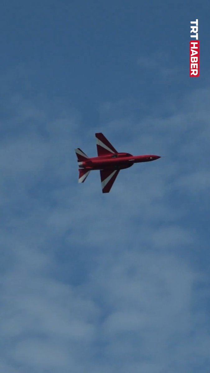 🔉✈️Dikkat! HÜRJET’in sesi kalp ritminizi hızlandırabilir. Yeni nesil jet eğitim uçağının Antalya semalarında test uçuşları devam ediyor...