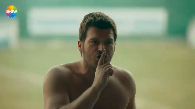 Tribünde Orkun Kökçü