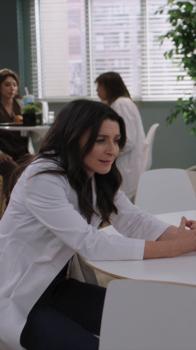 Missed connections 💔 Stream #GreysAnatomy on Hulu!