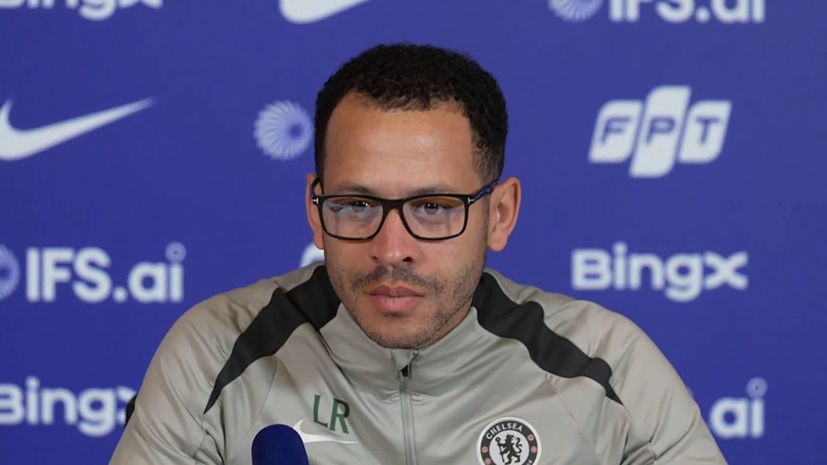 "Unfortunately, Estevao will be out for a little bit longer" Liam Rosenior with the latest Chelsea team news 🔵