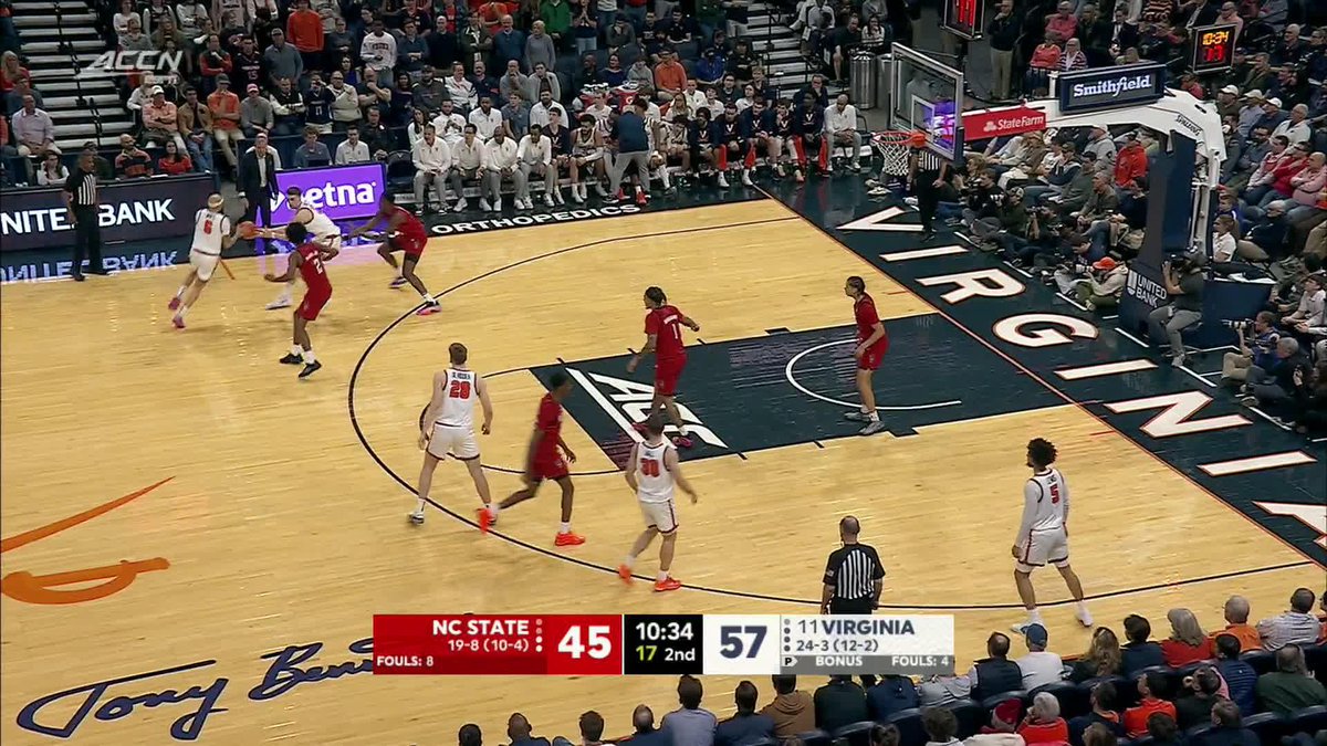 Jacari White is the best contested shot maker in the country. On the year he is shooting 53% (27/51) on contested 3’s with a ridiculous EFG% of 79.4%.