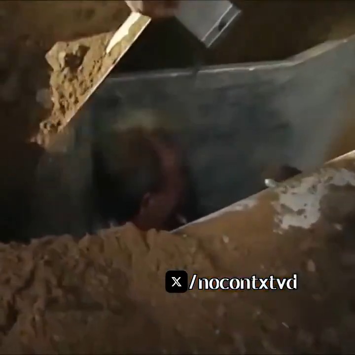 Rıza Baba yerin altından çıkıyor