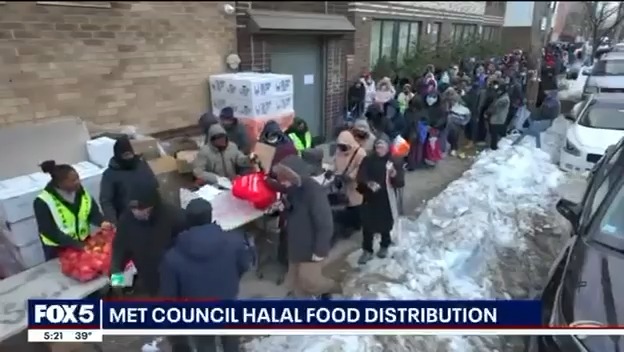 Jewish charity Met Council provides Ramadan meals to the Muslim community in New York City. This is the kind of news I like to see.