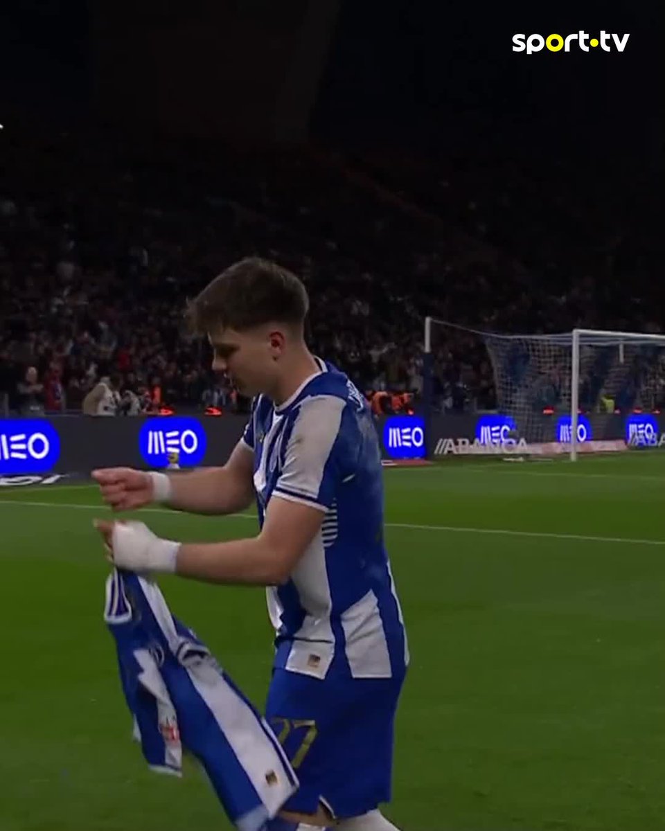 Pietuszewski com uma dedicatória especial 🥹🫶 #sporttvportugal #LIGAnaSPORTTV #ligaportugalbetclic #FCPorto #FCArouca