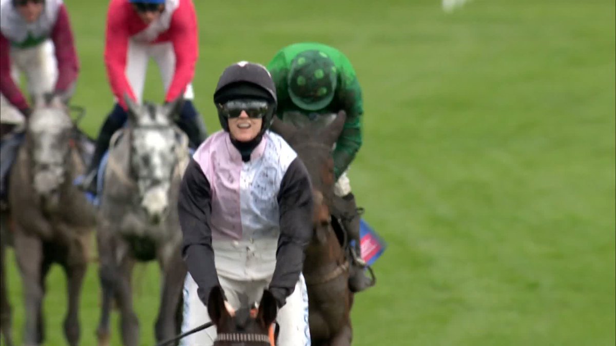 We're all in agreement that the 2024 Supreme Novices Hurdle is the WORST recent renewal right? 😳 Slade Steel, Mystical Power, Firefox, Asian Master, Mistergif.... an absolutely HONKING Festival race in hindsight 🤣 🎬 ITV Racing