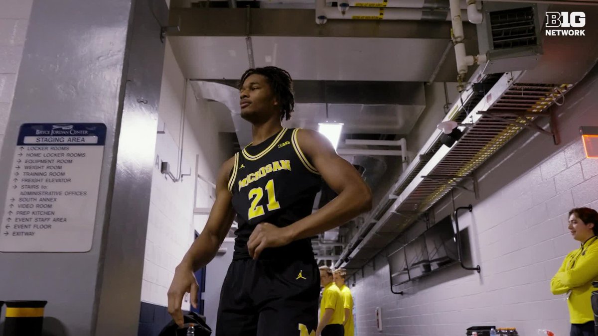 "A big part of me transferring was focusing on my career development." Morez Johnson Jr. has certainly developed in his first season in Ann Arbor. The Journey features the star sophomore's impact on No. 3 Michigan Men's Basketball 👇